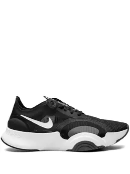 Nike: Тёмные кроссовки 