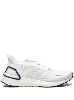 adidas: Белые кроссовки  UltraBoost
