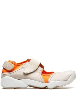 Nike: Бежевые кроссовки  Air