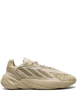 adidas: Бежевые кроссовки  Ozelia