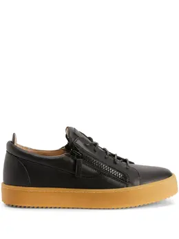 Giuseppe Zanotti: Чёрные кроссовки  Frankie