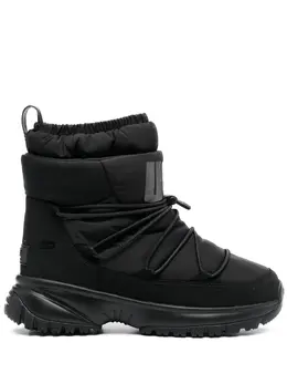 UGG: Чёрные ботинки 