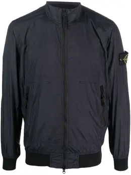 Stone Island: Тёмная куртка 