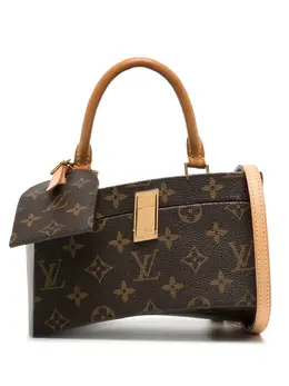 Louis Vuitton: Коричневая сумка 
