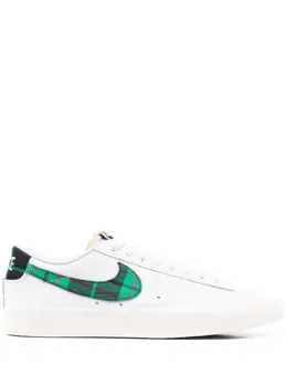 Nike: Белые кроссовки Blazer Low 77