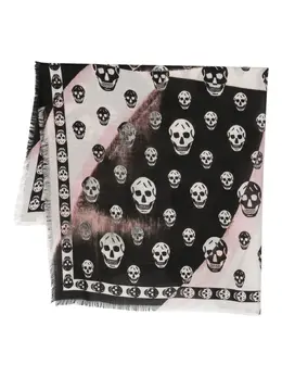 Alexander McQueen: Шарф  Skull с принтом