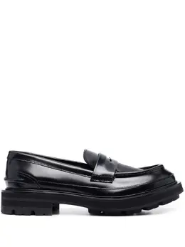 Alexander McQueen: Чёрные туфли  Tread
