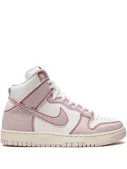 Nike: Белые кроссовки  Dunk High