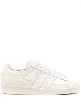 adidas: Белые кроссовки  Superstar