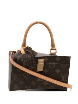 Louis Vuitton: Коричневая сумка 