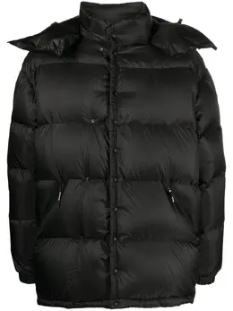 Moncler: Чёрное пальто 