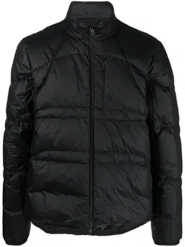 Moncler: Чёрная куртка 