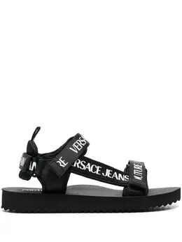 Versace Jeans Couture: Чёрные сандалии 