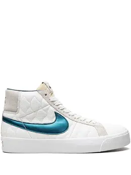 Nike: Белые кроссовки  SB Blazer Mid