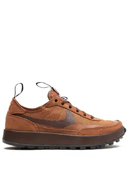 Nike: Коричневые кроссовки 