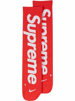 Supreme: Красные носки