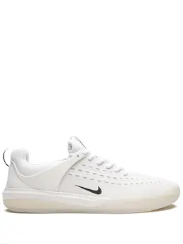 Nike: Белые кроссовки 