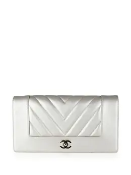 CHANEL Pre-Owned: Клатч