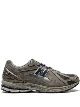 New Balance: Голубые кроссовки  1906R
