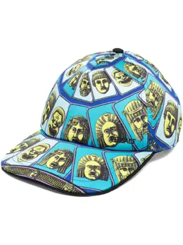 Versace: Голубая кепка 