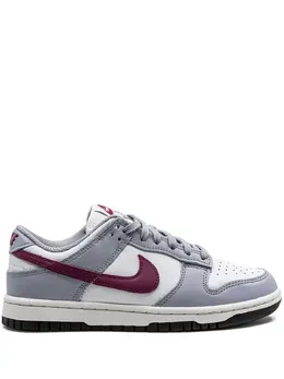 Nike: Белые кроссовки  Dunk Low
