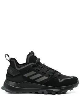 adidas: Чёрные кроссовки 