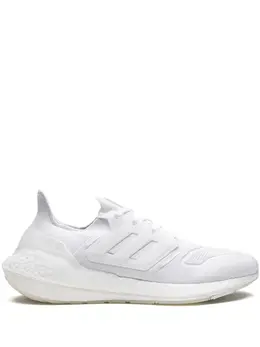 adidas: Белые кроссовки  UltraBoost