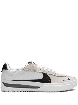 Nike: Белые кроссовки 