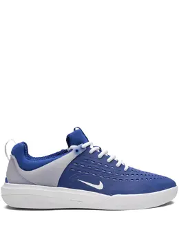 Nike: Голубые кроссовки 