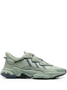 adidas: Светлые кроссовки  Ozweego