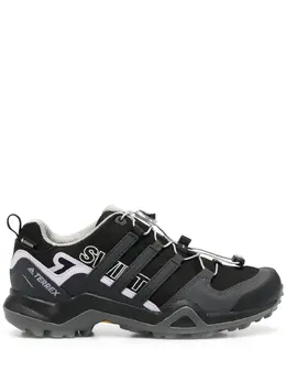 adidas: Чёрные кроссовки  Terrex Swift