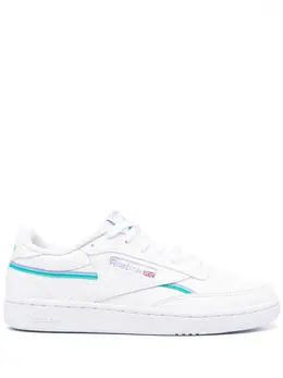 Reebok: Белые кроссовки  Club C 85