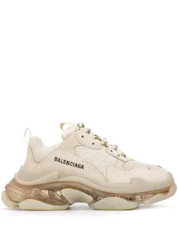 Balenciaga: Бежевые кроссовки Triple S