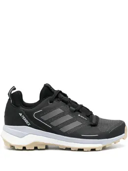 adidas: Чёрные кроссовки 