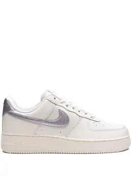 Nike: Белые кроссовки  Air Force 1