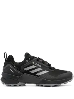adidas: Чёрные кроссовки 