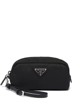 Prada: Косметичка 