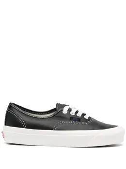 Vans: Чёрные кроссовки  Authentic 44 DX