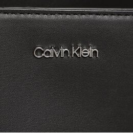 Calvin Klein: Чёрная сумка