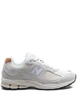 New Balance: Светлые кроссовки  2002R