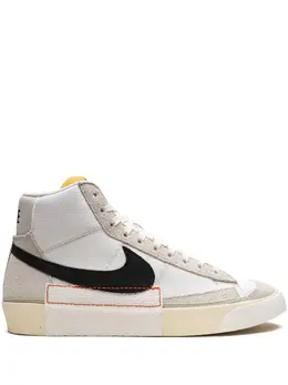 Nike: Белые кроссовки  Blazer Mid 77