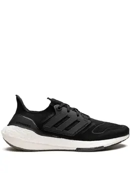 adidas: Чёрные кроссовки  UltraBoost