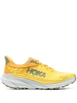 Hoka One One: Жёлтые кроссовки 