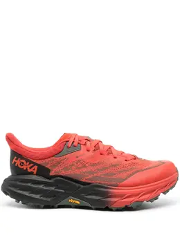 Hoka One One: Яркие кроссовки 