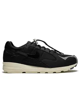 Nike: Чёрные кроссовки  Air