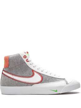 Nike: Белые кроссовки Blazer Mid 77