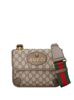 Gucci: Бежевая сумка GG Supreme