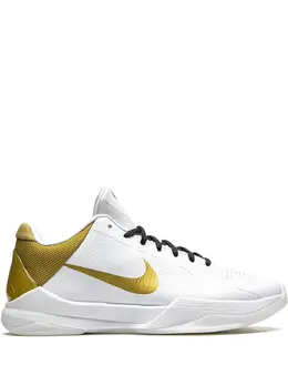 Nike: Белые кроссовки  Kobe 5 Protro