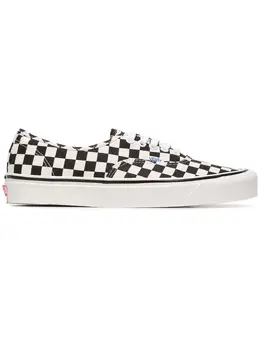 Vans: Чёрные кроссовки  Classic