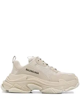 Balenciaga: Бежевые кроссовки Triple S